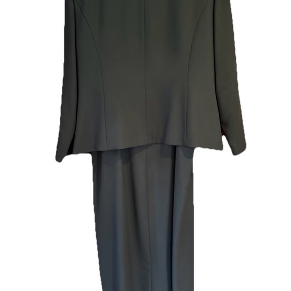 Chic Black Women's Maxi Dress with Jacket - Picture 3 of 15